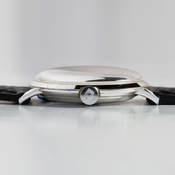 material shot of the side of The 1960 Timex Marlin Aluminum