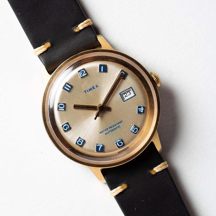 flatlay of the 1975 Timex Viscount, shown close up