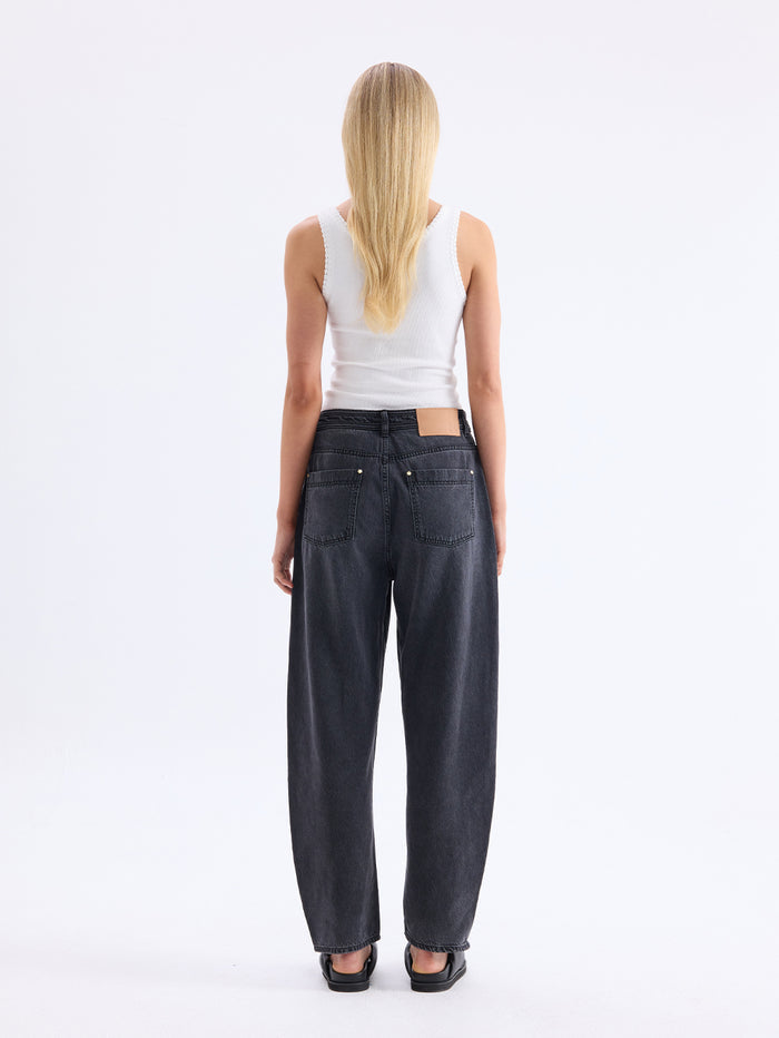 Dylan Barrel Jean