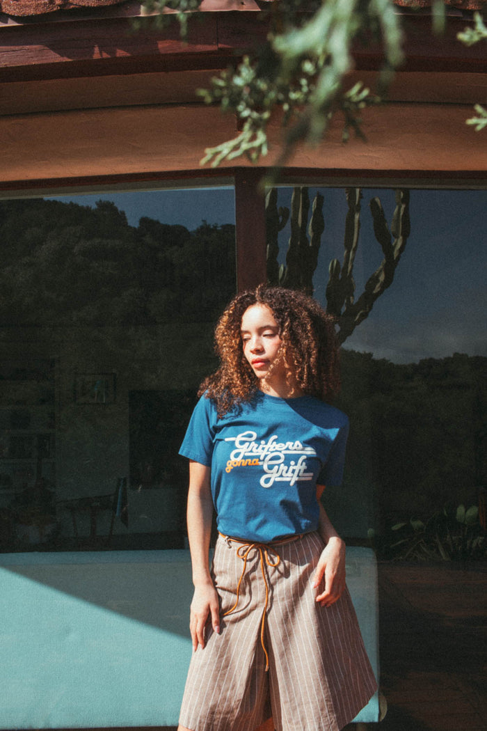 Grifters Gonna Grift | Unisex