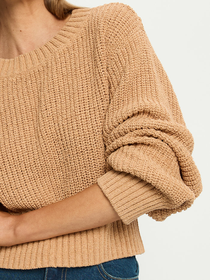 Ivy Knit Sweater Latte Detail 04