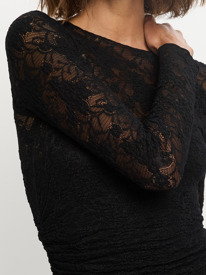 Marie-Lace-Maxi-Dress-Black-Detail-04jpg