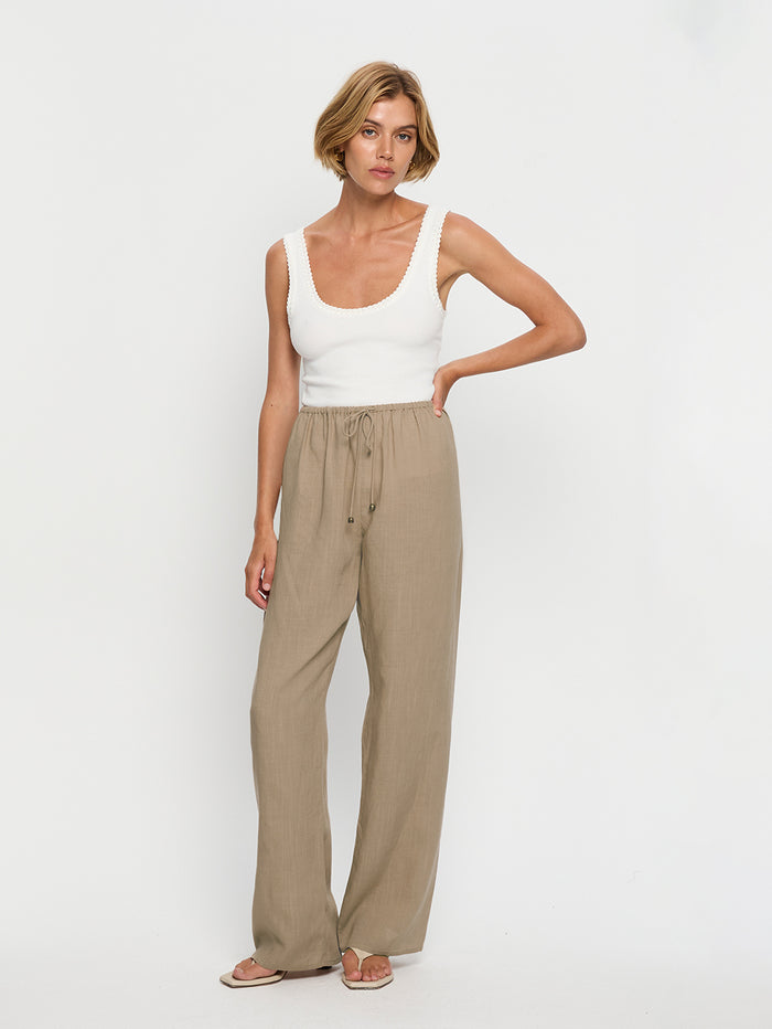 Mina Pant