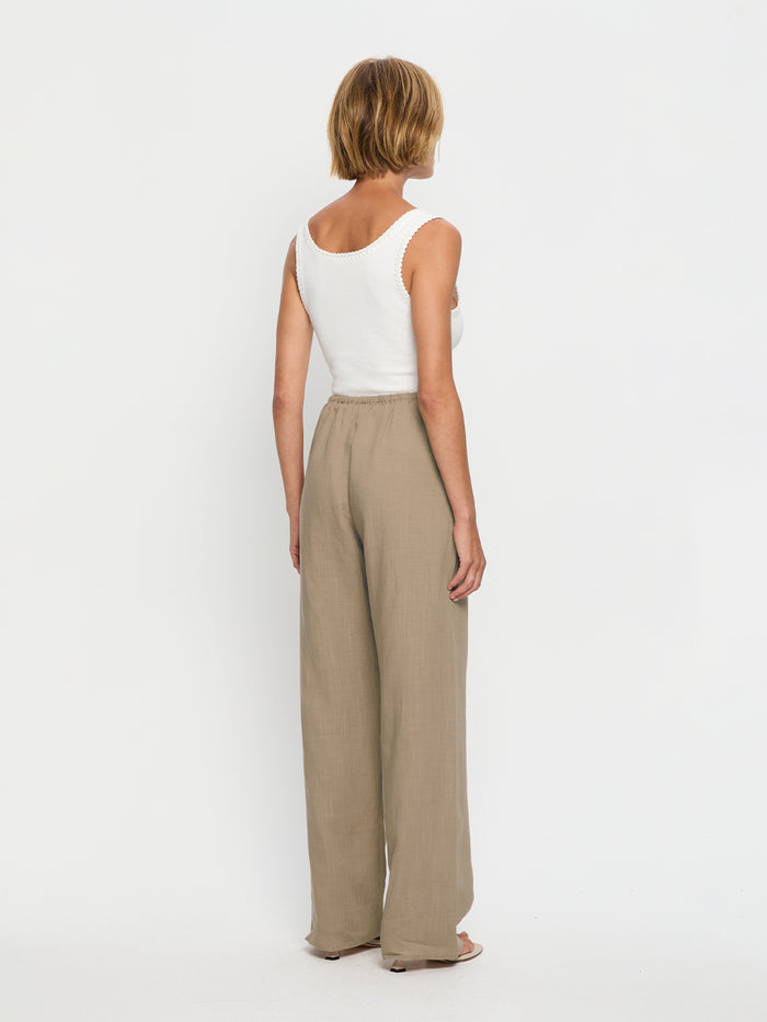 Mina Pant