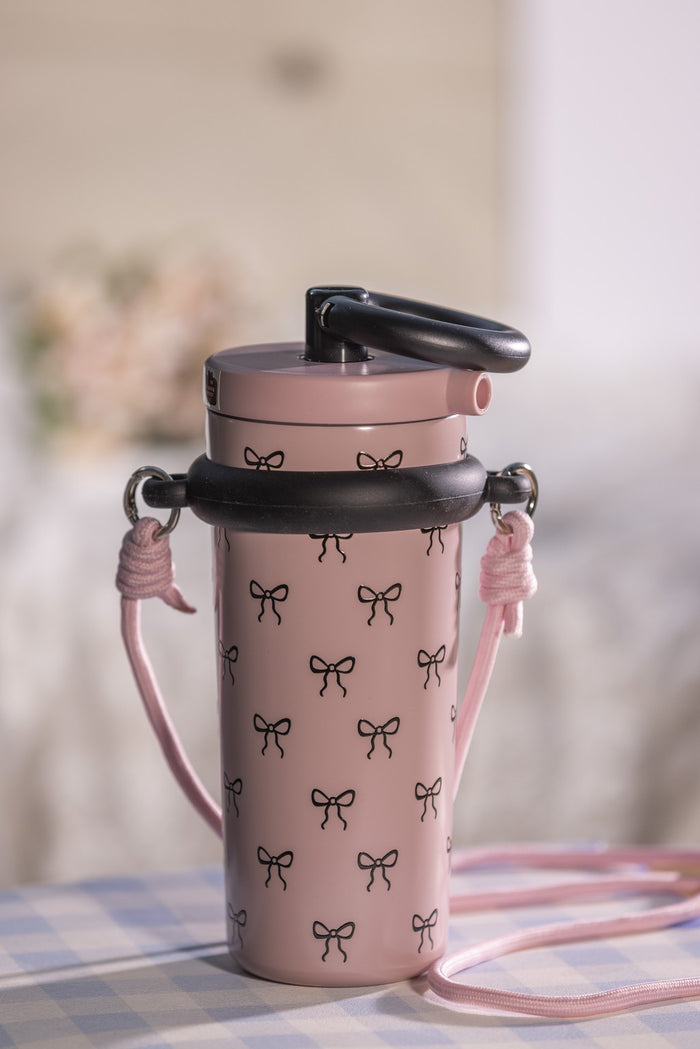 Minimalist Cute Straw Mug