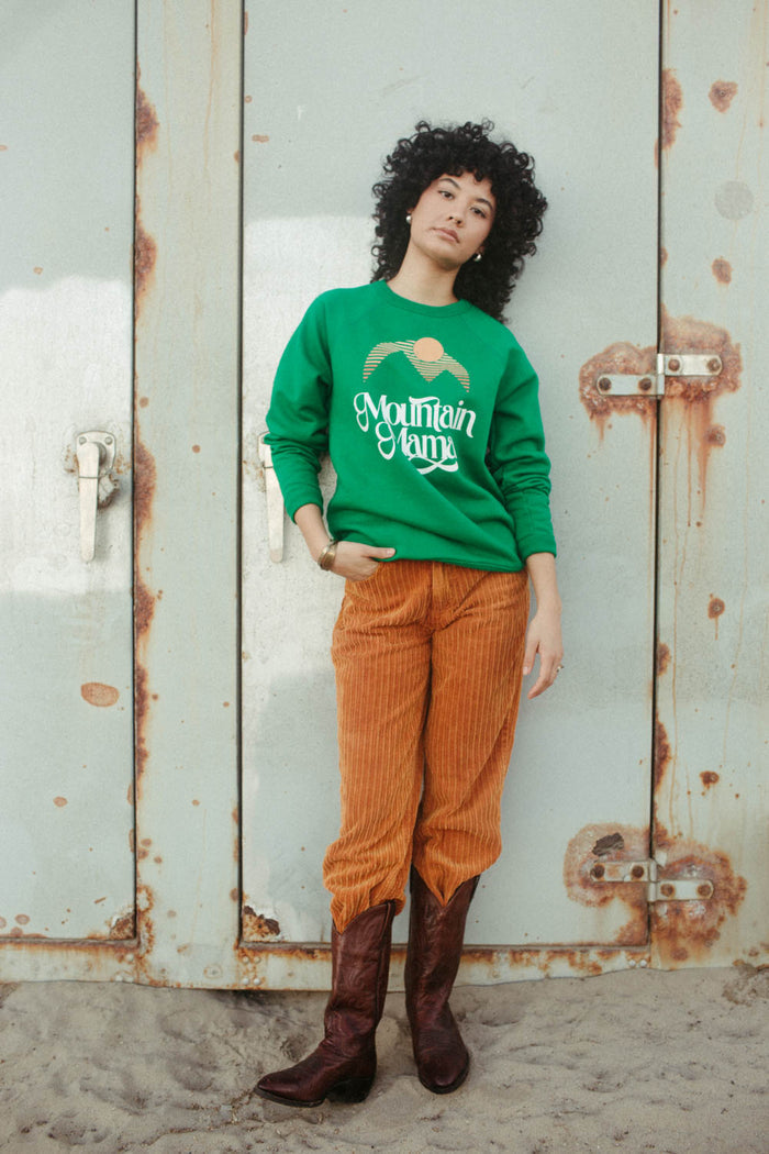 Mountain Mama | Unisex Sweatshirt