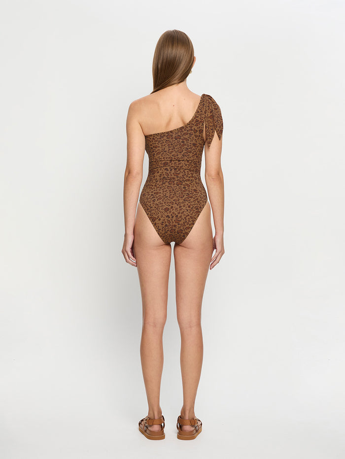 Nicole-One-Piece-03