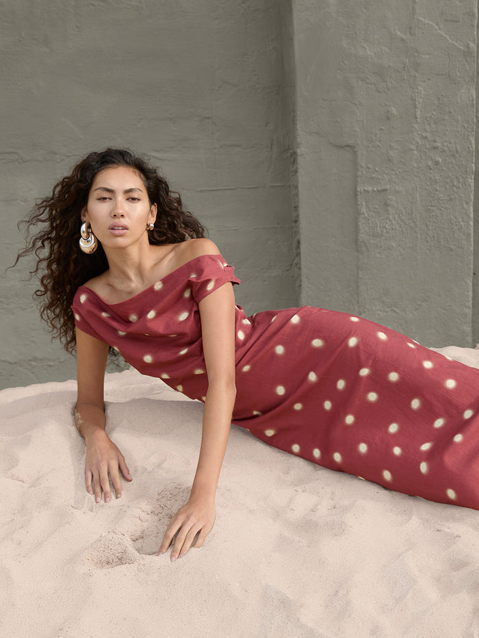 Saro-Maxi-Dress-Campaign-02