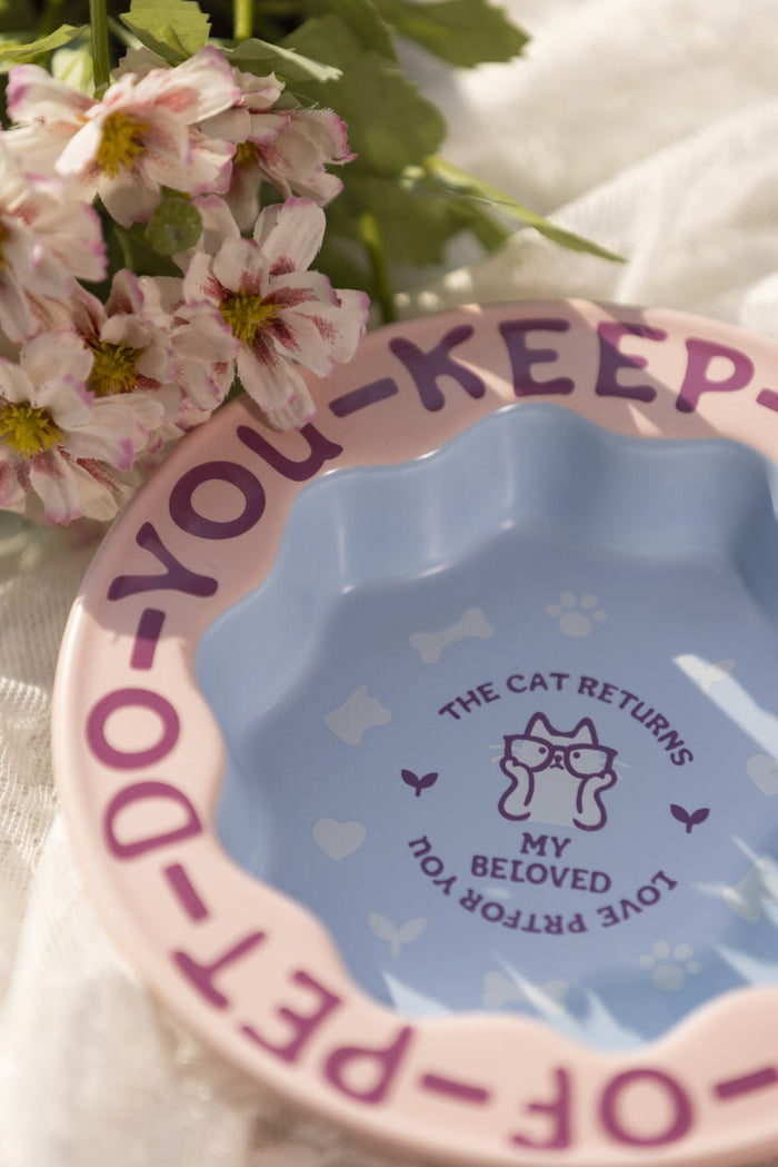 Scalloped Pet Bowl