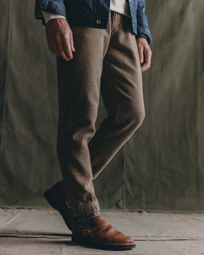 fit model posing in The Apres Pant in Cypress Sashiko
