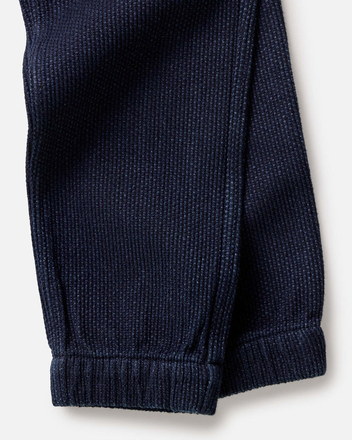 material shot of the pockets on The Apres Pant in Rinsed Indigo Sashiko