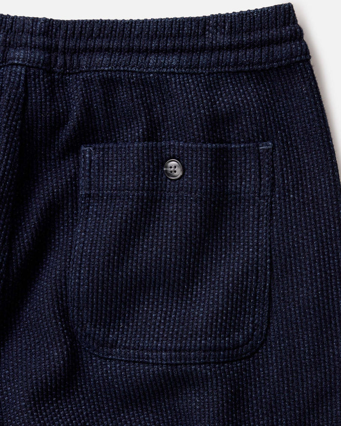 material shot of the waistband on The Apres Pant in Rinsed Indigo Sashiko