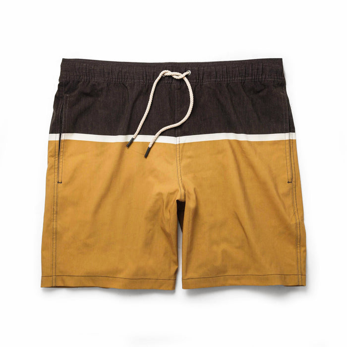 flatlay of The Bayberry Trunk in Sandbar