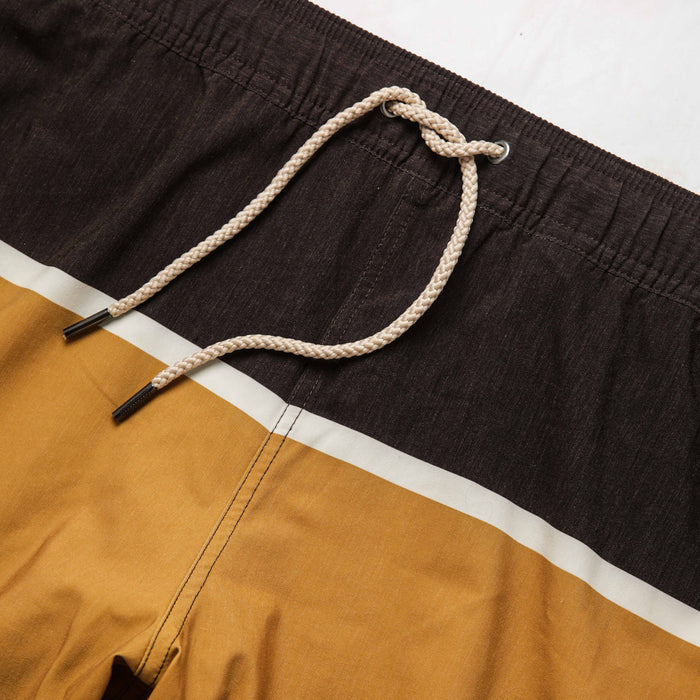 material shot of the drawcords on The Bayberry Trunk in Sandbar
