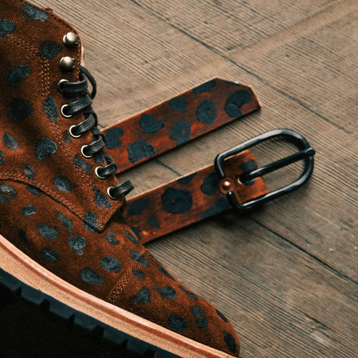 The Stitched Belt in Lynx paired with the boot