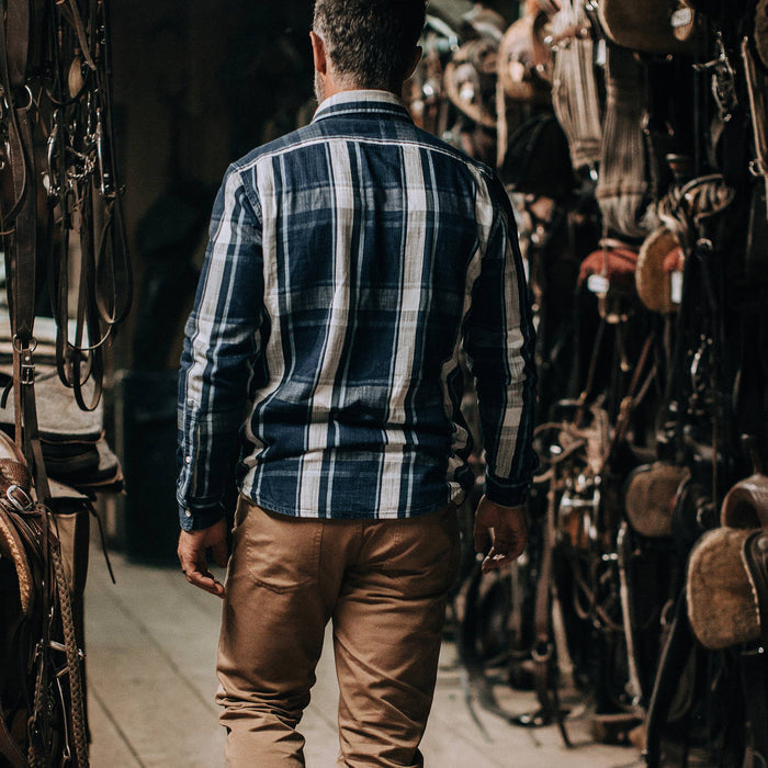 fit model wearing The California in Indigo Plaid, back