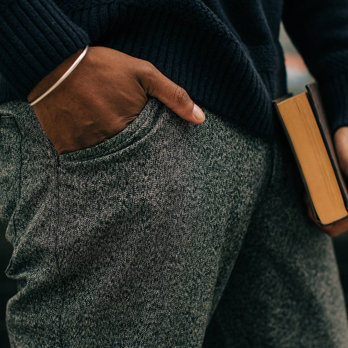 fit model wearing The Camp Pant in Navy Jaspe, hand in pocket up close