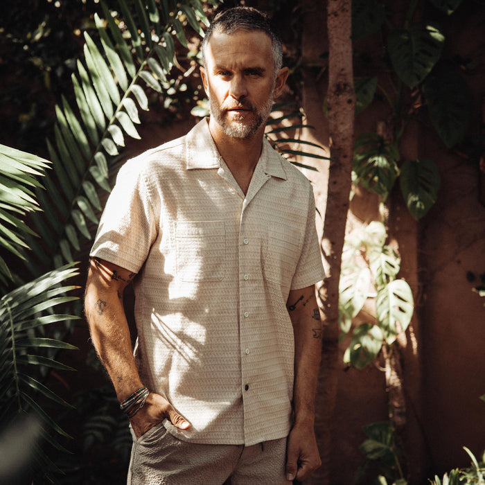 fit model in The Conrad in Sand Jacquard