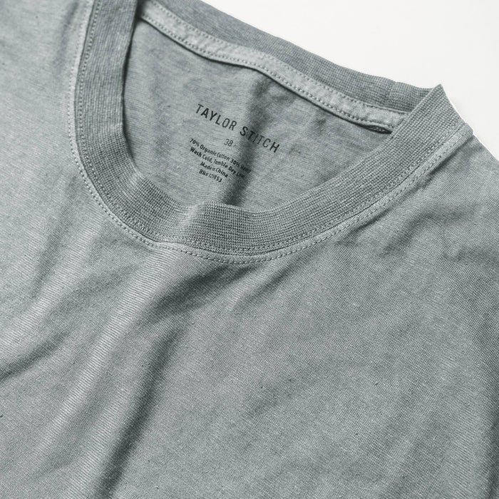 material shot of collar