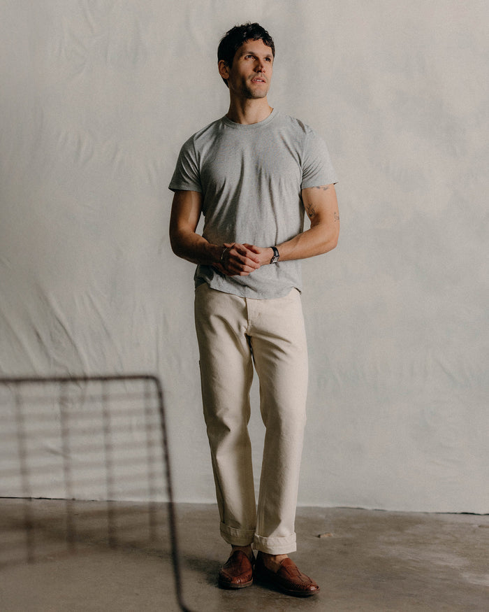 fit model showing off shoulder detail on The Cotton Hemp Tee in Heather Grey