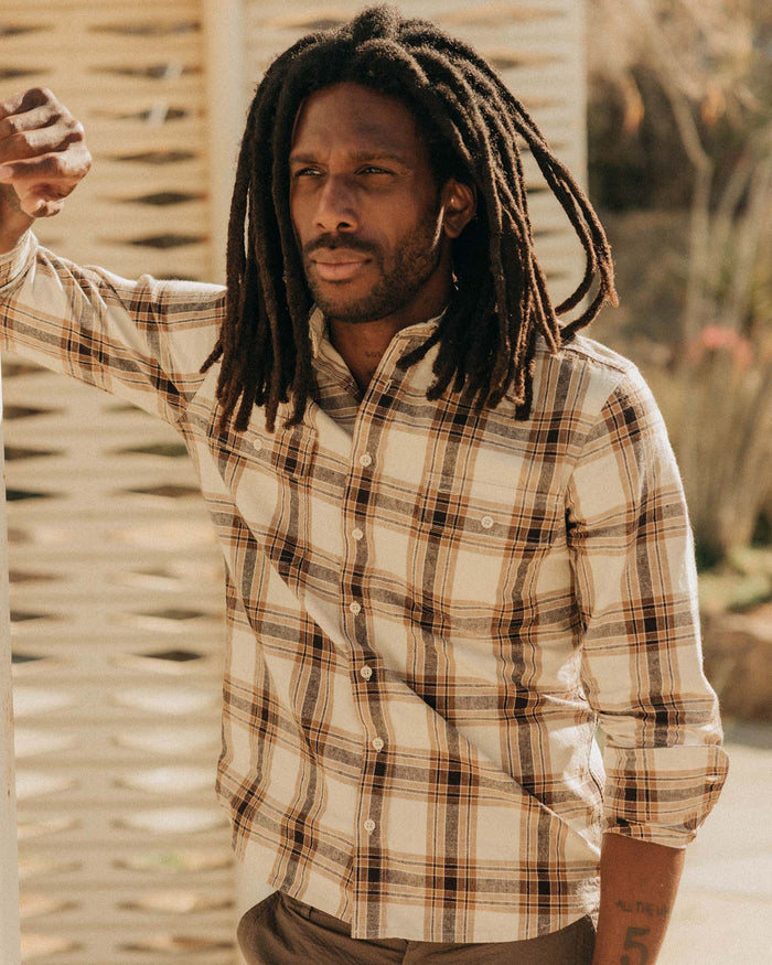 fit model posing in The Craftsman Shirt in Bark Plaid Linen