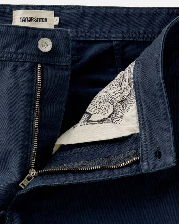 material shot of the zipper on The Deck Pant in Dark Navy Bedford Cord