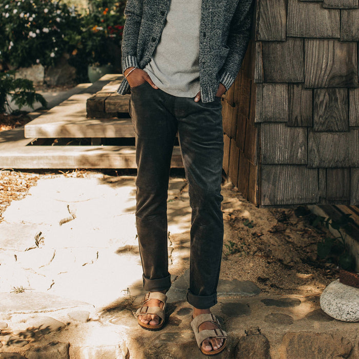 fit model wearing the all day pant, hands in pockets