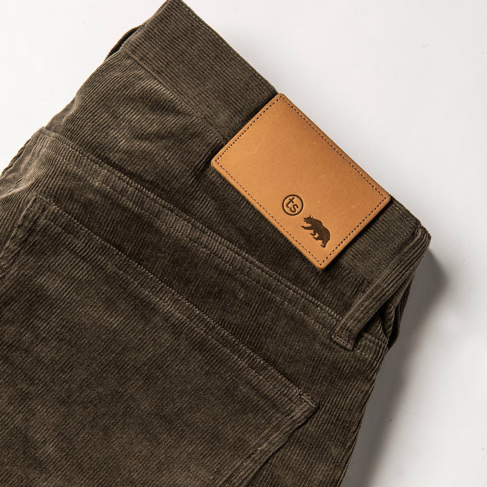 material shot of back tab