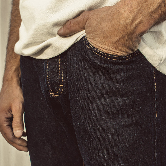 Our fit model wearing The Democratic Jean in Linen Denim.