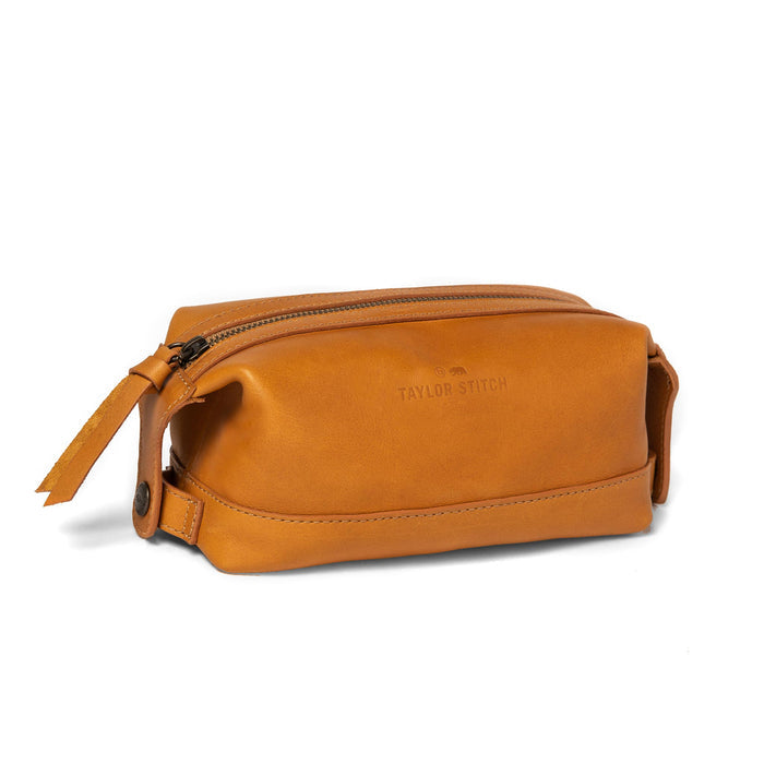 The Dopp Kit in Saddle Tan