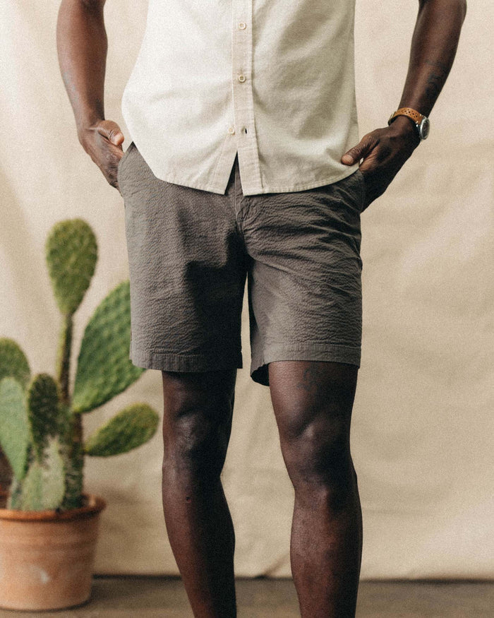 fit model showing off The Easy Short in Canteen Seersucker