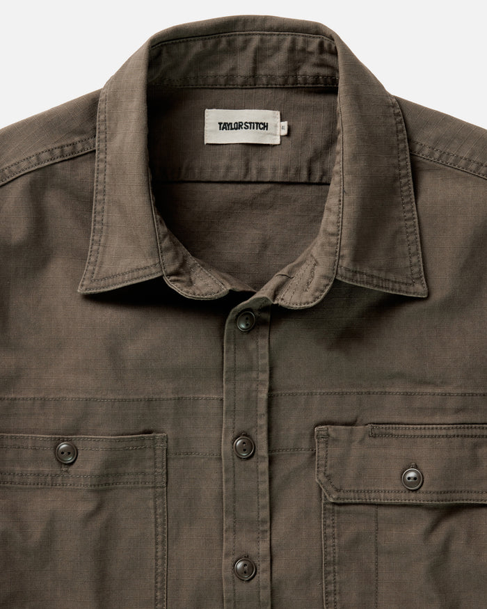 material shot of the collar on The Field Overshirt in Mushroom Ripstop