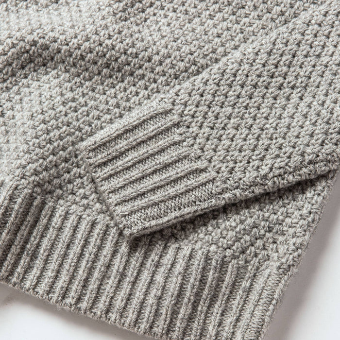 material shot of bottom knit detail