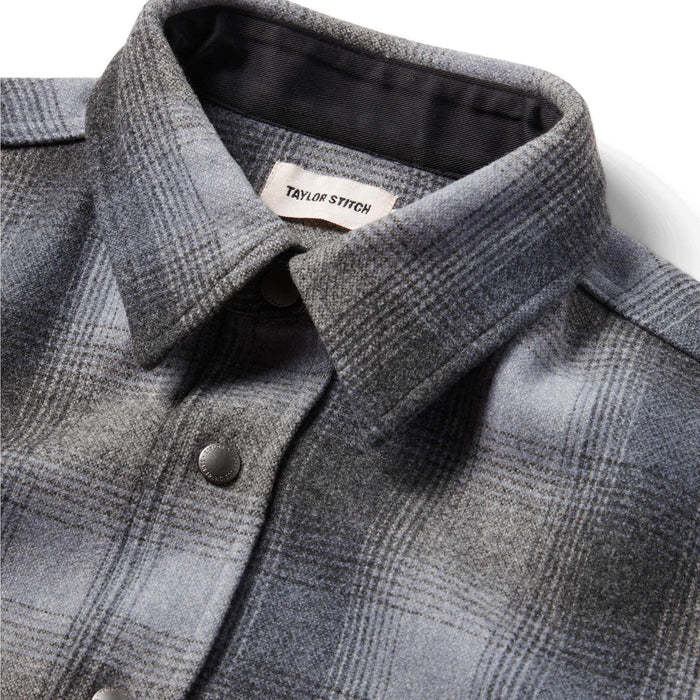 material shot of collar