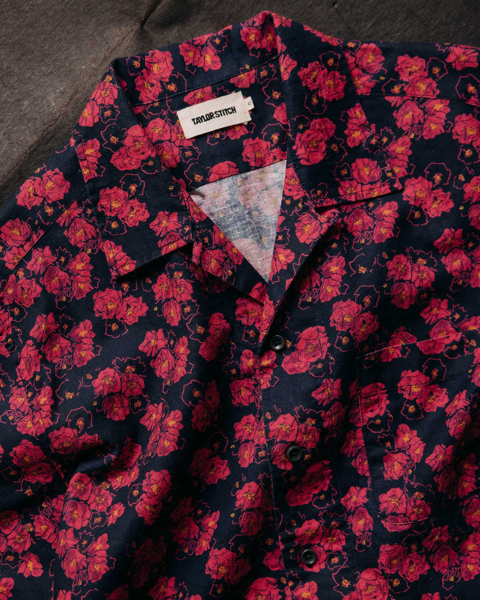 material shot of the collar on The Hawthorne Shirt in Cactus Floral