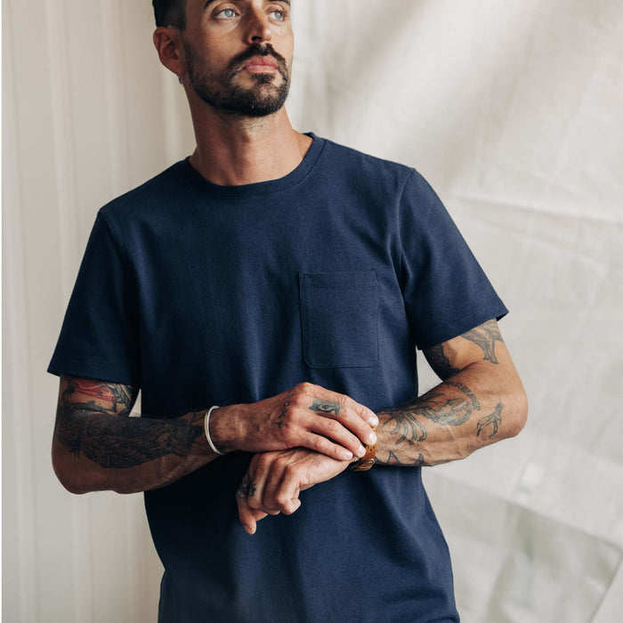 Out fit model wearing The Heavy Bag Tee from Taylor Stitch.