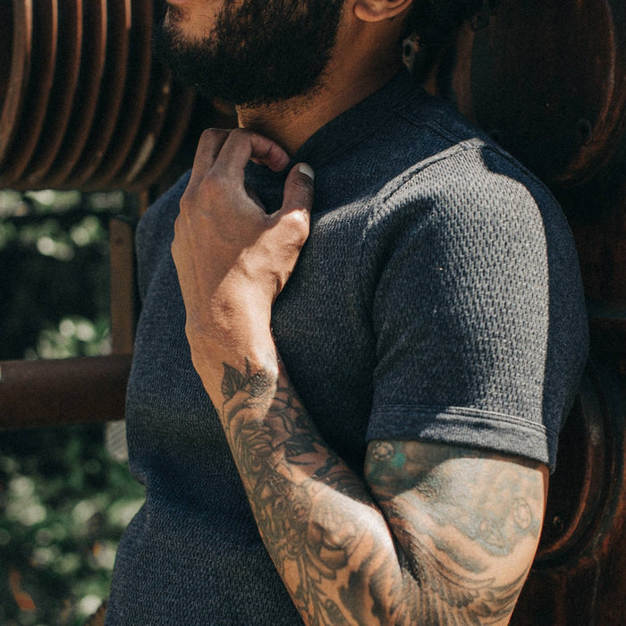 fit model wearing the heavy bag, side shot