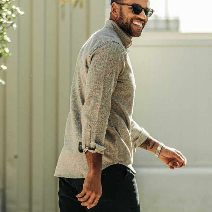 our fit model wearing The Jack in Ash Hemp Melange