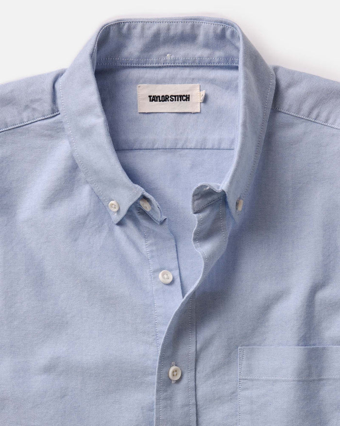 fit model adjusting sleeves on The Jack in Blue Everyday Oxford