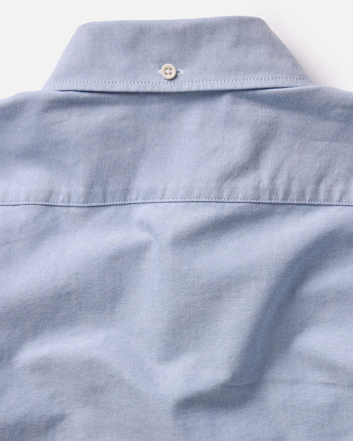 material shot of the collar on The Jack in Blue Everyday Oxford
