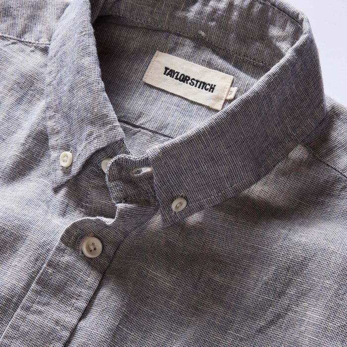 material shot of the collar on The Jack in Blue Sky Slub Cotton Linen