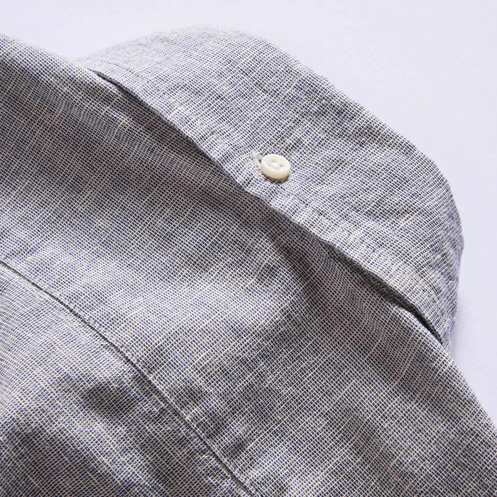 material shot of the back collar on The Jack in Blue Sky Slub Cotton Linen