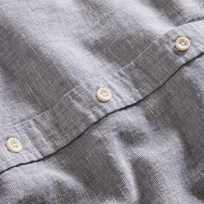 material shot of the buttons on The Jack in Blue Sky Slub Cotton Linen