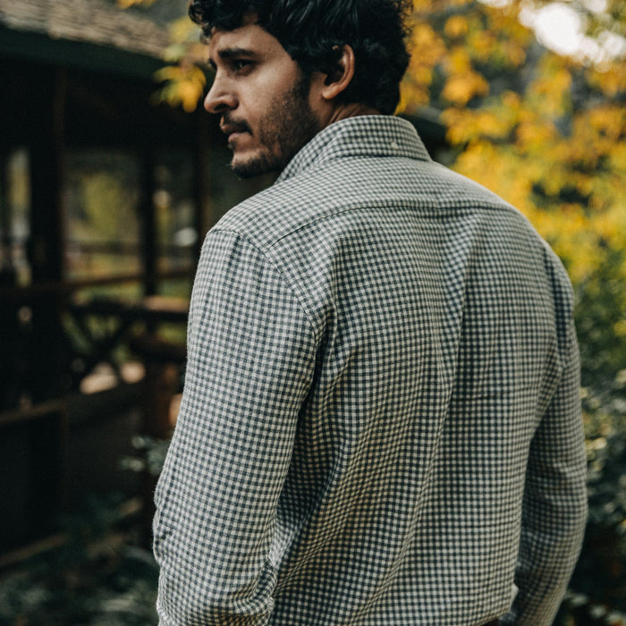 fit model wearing The Jack in Brushed Ash Gingham, back shot