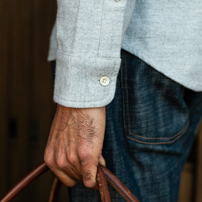 our fit model wearing The Jack in Brushed Heather Grey