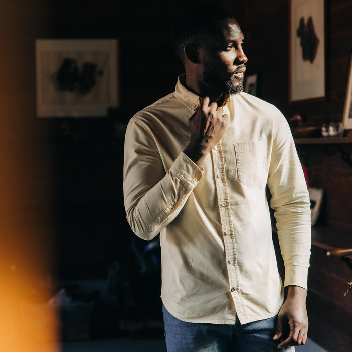 fit model wearing The Jack in Butter Oxford