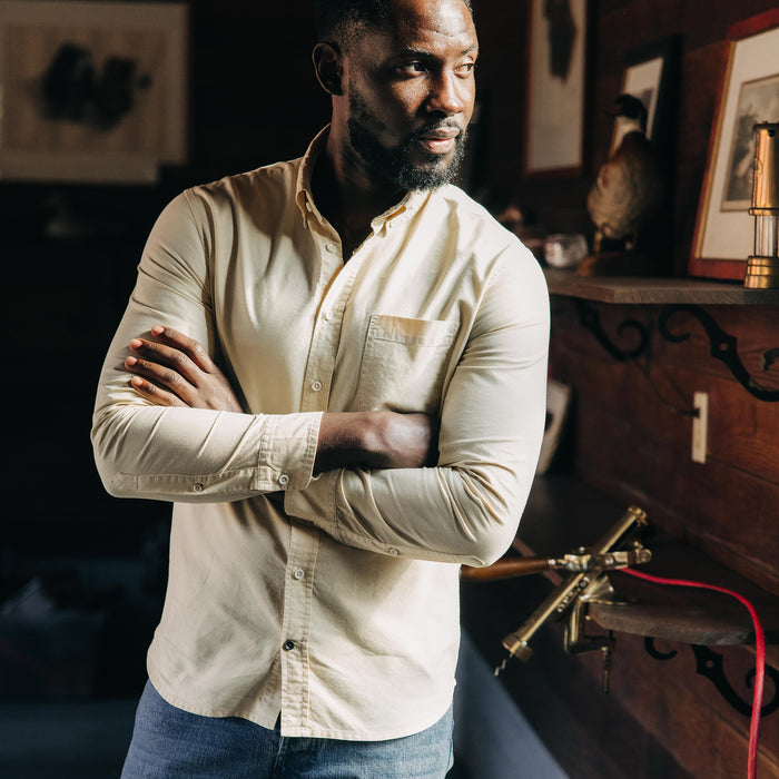 fit model crossing his arms in The Jack in Butter Oxford