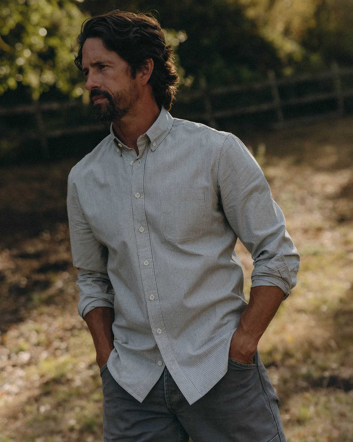 fit model walking in The Jack in Coal Jaspe University Stripe Oxford