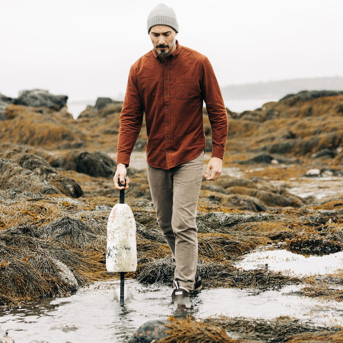 fit model walking wearing The Jack in Copper Heathered Pincord