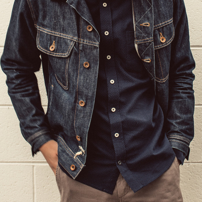 Our fit model wearing The Jack in Cross Jacquard.